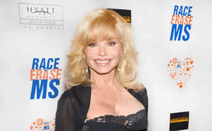 A murit Loni Anderson, actriță nominalizată la Emmy și Globurile de Aur