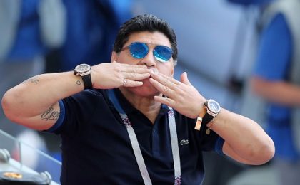 Controverse după moartea lui Maradona: Cadrele medicale riscă până la 25 de ani de închisoare