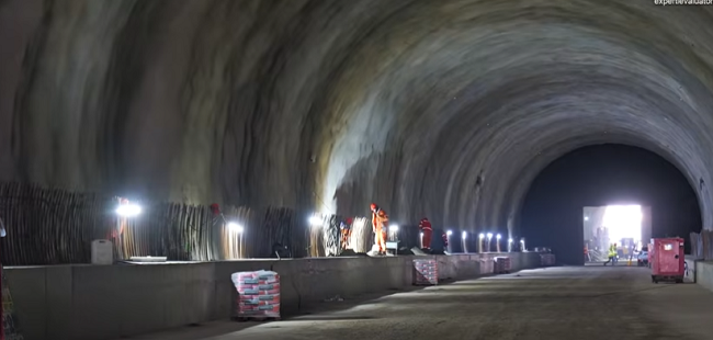 Autostrada A1 Margina – Holdea. Noi imagini din cele două tuneluri. Se va lucra inclusiv pe 31 decembrie, dar și în 2 și 3 ianuarie (video)