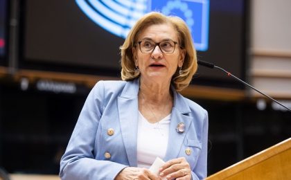 Maria Grapini: "Comisia Europeană trebuie să dea socoteală în privința achizițiilor de vaccinuri anti-Covid și să desecretizeze contractele încheiate cu producătorii de vaccinuri!”