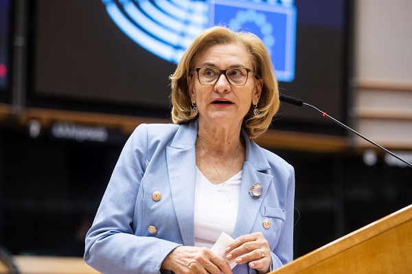 Maria Grapini: "Comisia Europeană trebuie să dea socoteală în privința achizițiilor de vaccinuri anti-Covid și să desecretizeze contractele încheiate cu producătorii de vaccinuri!”