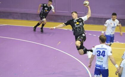 Handbaliștii de la SCM Politehnica Timișoara înfruntă liderul neînvins