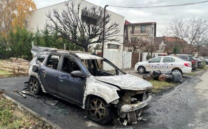 Incident cu multe semne de întrebare: mașina de serviciu a directorului de la Piețe SA Timișoara a fost incendiată noaptea trecută