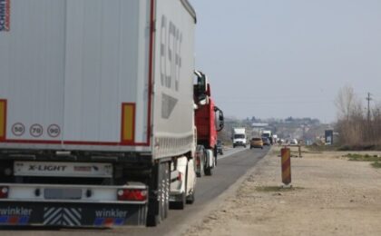 Direcția de Drumuri a CJ Timiș verifică transportatorii care circulă pe drumurile județene