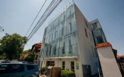 Anchetă a poliţiei la Maternitatea Odobescu, unde o tânără de 17 ani a murit la câteva ore după ce a născut