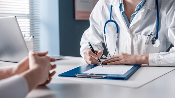 Vești bune pentru pacienții din România. A doua opinie medicală, decontată de stat. Legea a fost adoptată