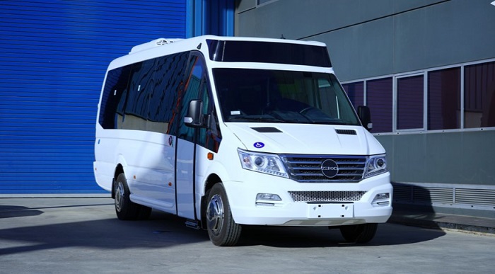 CJ Timiş a semnat acordul pentru achiziția unor microbuze școlare mai puțin poluante