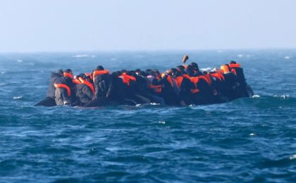 Morți si peste 180 de dispăruți, după ce mai multe ambarcațiuni cu migranți s-au răsturnat