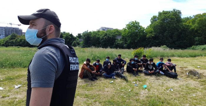 Peste 30 de migranți, aflați ilegal în Timişoara, au fost prinși