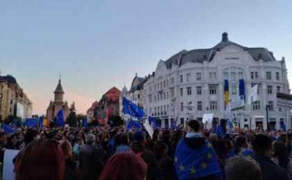 Miting pro-Europa în Piața Victoriei din Timișoara