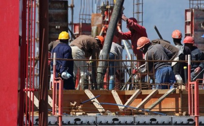 România a fost lider în UE la creşterea lucrărilor de construcţii în luna decembrie