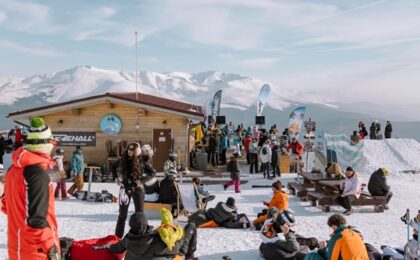 Muntele Mic: primele ninsori și oferte early bird la skipass-uri