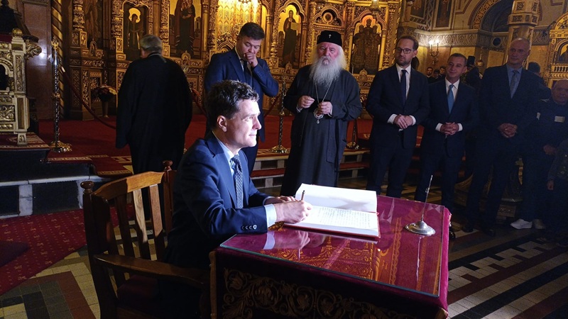 Vizita președintelui Nicușor Dan la Timișoara s-a încheiat la Catedrala Mitropolitană. FOTO