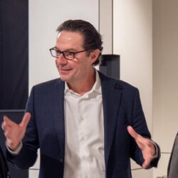 Cursuri de top în oftalmologia timișoreană