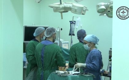 Operație în premieră la Spitalul Clinic CF Timișoara. Medicii au intervenit chirurgical laparoscopic pentru tratarea unei hernii hiatale