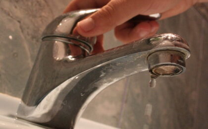 Se opreşte apa pe 18 străzi din Timişoara. Presiune scăzută în Lugoj