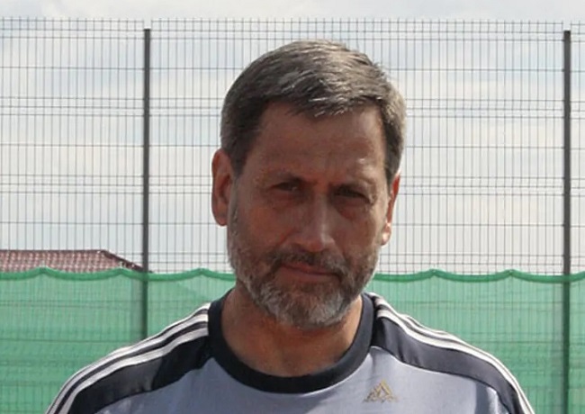 Ne-a părăsit Ovidiu Șola...