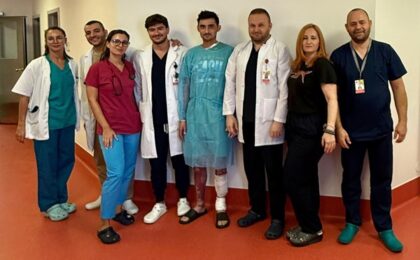 Protocol terapeutic inovativ, aplicat la Timișoara pentru tratarea unui tânăr cu arsuri grave