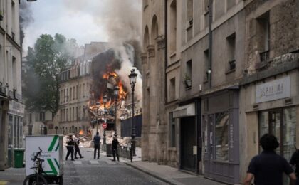 Numeroşi răniţi în urma unei explozii produse într-o clădire din Paris