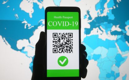 Hotărâre CNSU: Certificatul verde COVID pentru acces în restaurante și la evenimente dacă rata de infectare trece de 3 la mie