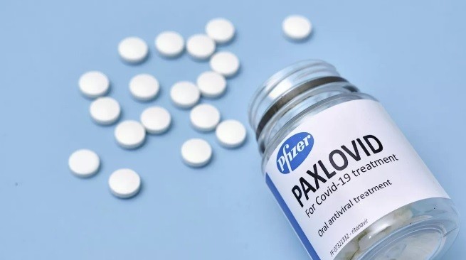 Statele Unite au autorizat pilula antivirală Paxlovid, primul tratament oral anti-COVID ce poate fi administrat la domiciliu