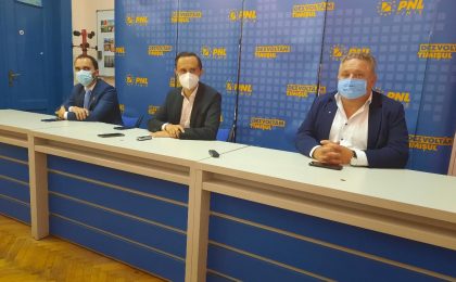 Furturi, îmbrânceli și falsuri la alegerile din PNL Timișoara