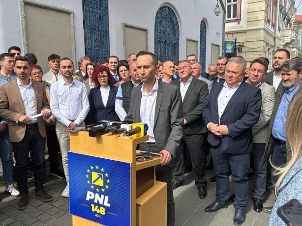 Revoltă la PNL Timiș împotriva conducerii partidului de la București și împotriva PSD