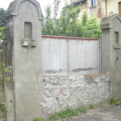 poarta zidita romi 1