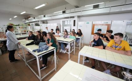 45 de elevi din mediul rural au experimentat viața de student la Universitatea Politehnica Timișoara
