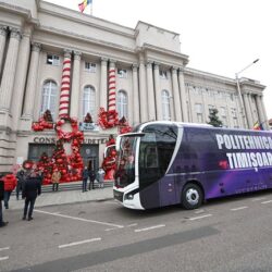 Autocar modern pentru Politehnica Timişoara, de la... Moş Crăciun (foto) 3 poli timisoara autocar