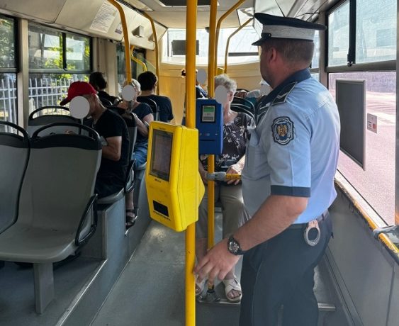 Acțiune a polițiștilor locali din Timișoara în mijloacele de transport în comun
