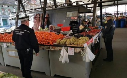 Acțiuni fulger ale polițiștilor locali în piețele Badea Cârțan și Timișoara 700. Au fost aplicate 65 de sancțiuni
