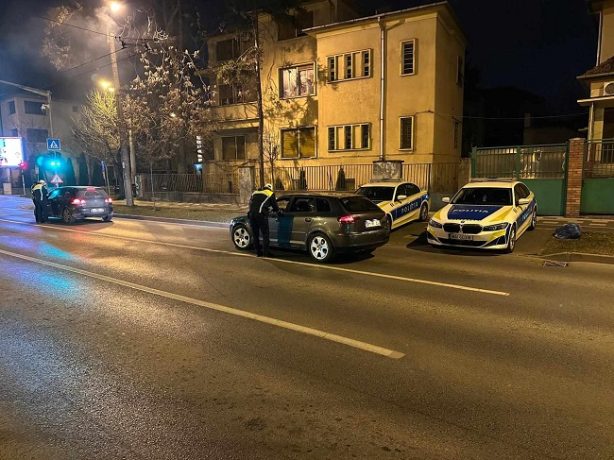 Urmărire ca-n filme la Timișoara, după ce un șofer nu a oprit la semnalul polițiștilor