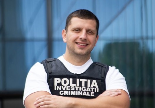 politist 11