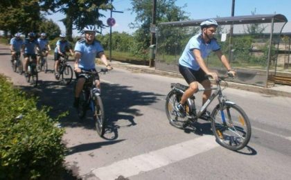 politisti biciclete