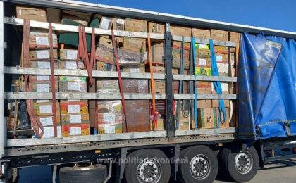 Peste 7.000 kg produse second-hand, venite din Danemarca, au fost oprite la intrarea în România