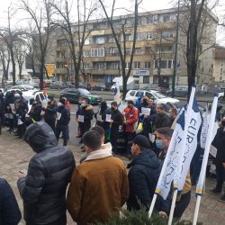 Protest al angajaţilor din poliţie, penitenciare și al militarilor rezervişti la Timișoara și în alte orașe