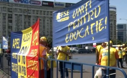 Aproximativ 2.000 de profesori din Timiș intră, pe 17 mai, în grevă de avertisment