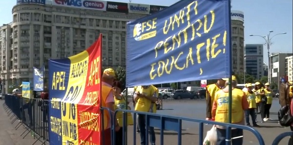 Aproximativ 2.000 de profesori din Timiș intră, pe 17 mai, în grevă de avertisment