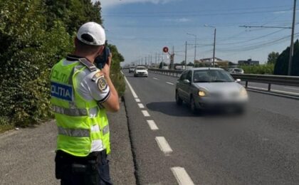 Acţiune de proporţii a poliţiştilor timişeni: aproape 250 de amenzi, dintre care peste 150 pentru depăşirea vitezei
