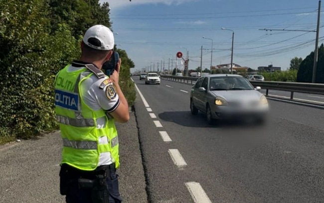 Acţiune de proporţii a poliţiştilor timişeni: aproape 250 de amenzi, dintre care peste 150 pentru depăşirea vitezei