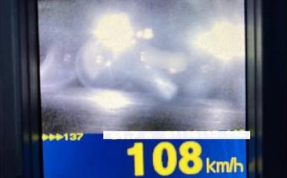 Vitezoman prins de radar conducând cu 108 km/h în orașul Arad