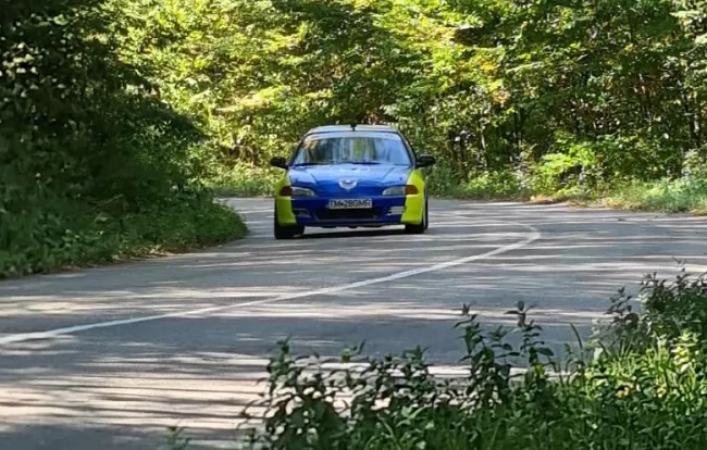 Raliu la Surduc: 50 de piloţi s-au înscris la concursul de viteză pe traseu montan
