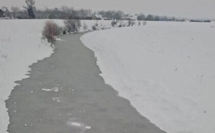 Ninsori importante în Spațiul Hidrografic Banat: strat consistent de zăpadă și debite în creștere ușoară