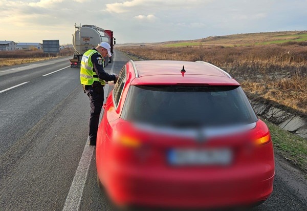 Acțiune de control a polițiștilor pe DN6, între Cenad și limita cu județul Caraș-Severin
