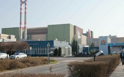 Ungaria a oprit trei din cele patru reactoare de la centrala nucleară Paks pentru că apa Dunării este prea caldă