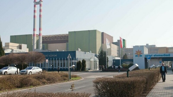 Ungaria a oprit trei din cele patru reactoare de la centrala nucleară Paks pentru că apa Dunării este prea caldă