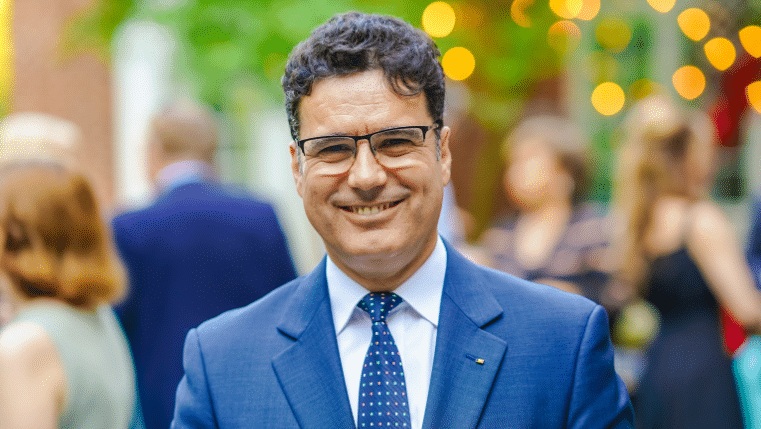 Rectorul SNSPA: Am decis să-mi depun în această seară candidatura la prezidențiale. Fără semnături