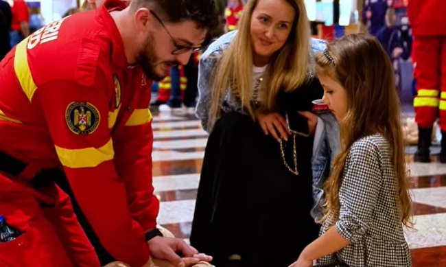 Maratonul Resuscitării, la Timișoara. Pompierii SMURD ne învață cum putem salva vieți