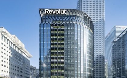 Revolut se extinde în România. Devine bancă și va emite IBAN-uri locale